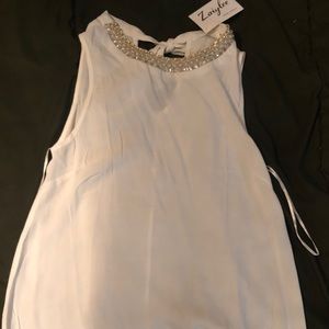 White sleeveless blouse